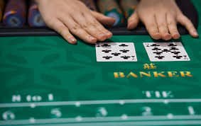 Live roulette table with multilingual dealer